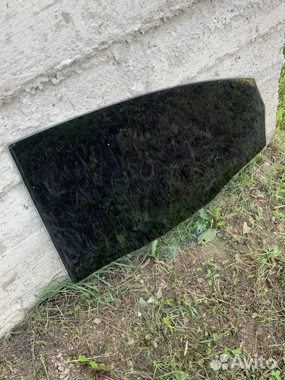 Стекло Kia Rio 3 хэтчбек