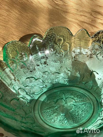 Салатник цветное стекло СССР зеленый