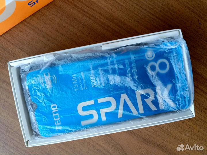 TECNO Spark 8C, 4/64 ГБ