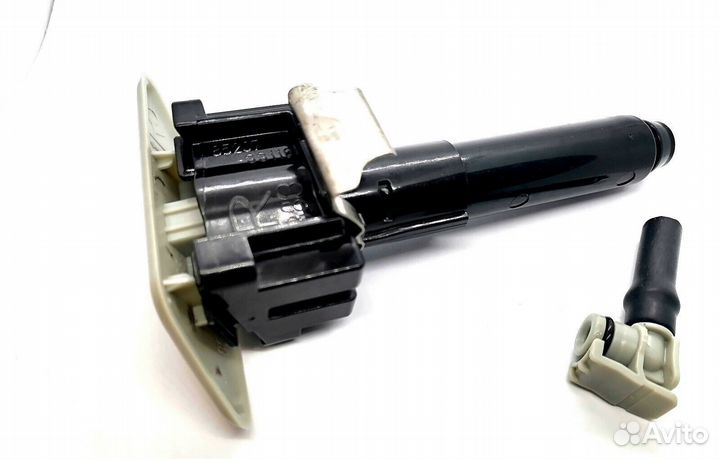 Форсунка омывателя фары Toyota camry 55 RH