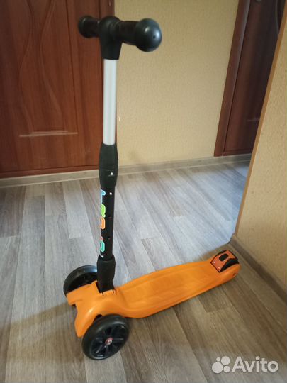 Самокат trolo детский трехколесный