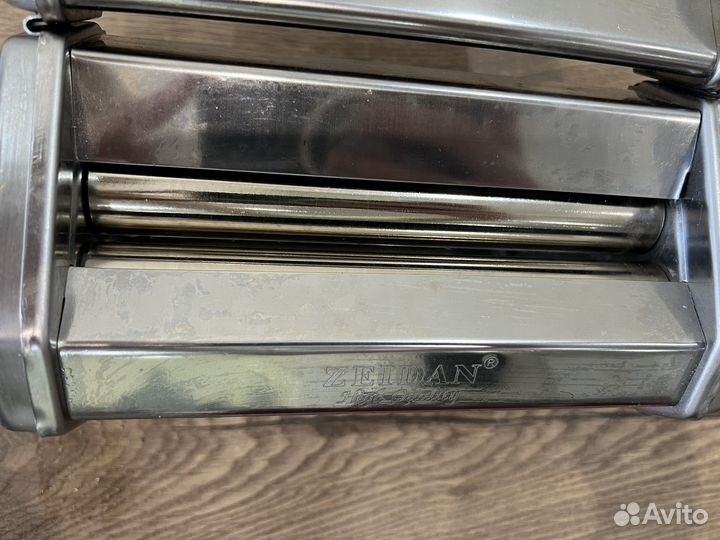 Лапшерезка тестораскатывающая