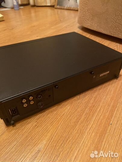 Видеомагнитофон panasonic