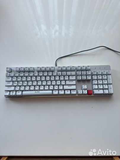 Игровая клавиатура с подсветкой