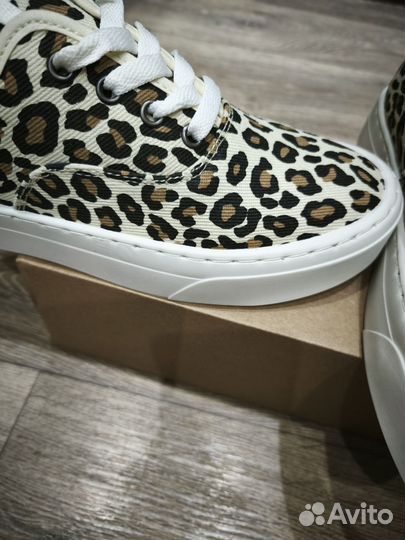 Новые женские кеды-слипоны 40 и 36 размер