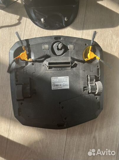 Робот пылесос