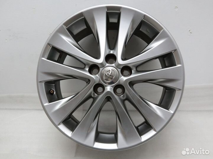 Оригинал диски Toyota R18 7.5J et45 5x114.3 98958Д