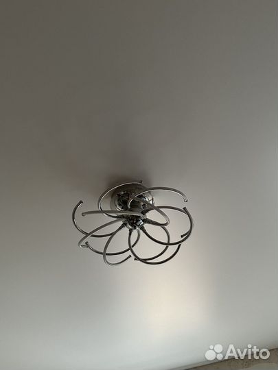 Люстра потолочная