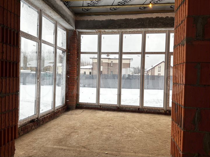 Дом 316 м² на участке 12,9 сот.