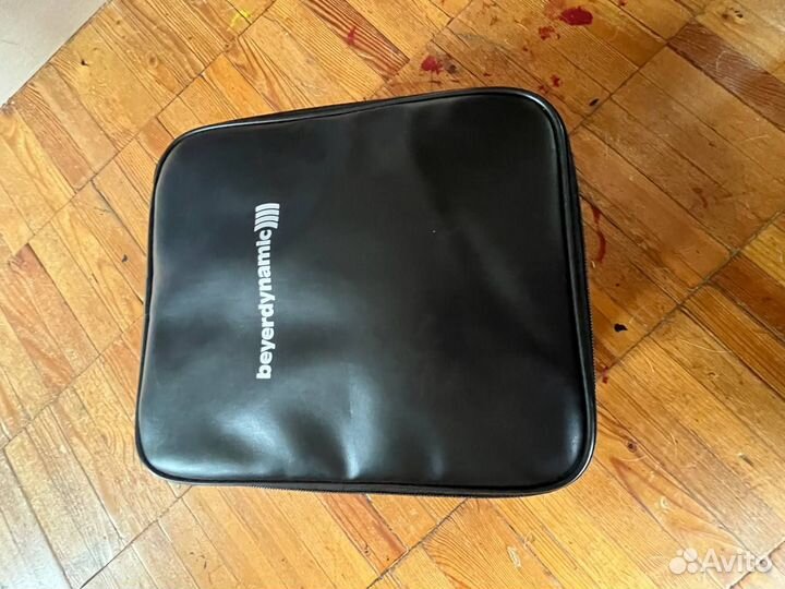 Студийные наушники beyerdynamic dt 990 edition