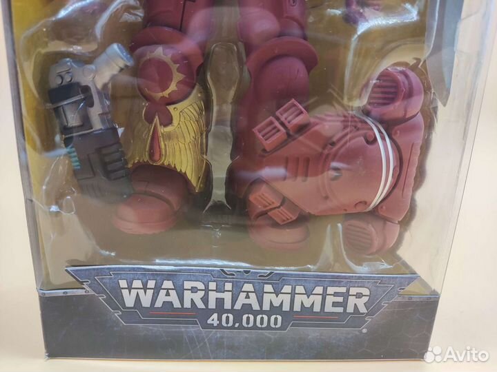 Фигурка Warhammer 40000 Primaris Lieutenant 18см