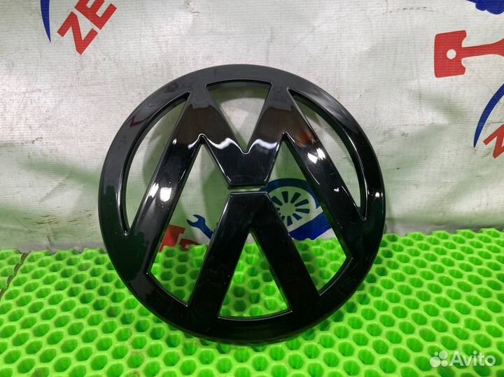 Эмблема багажника Volkswagen Touareg 7L6 7L7 7LA