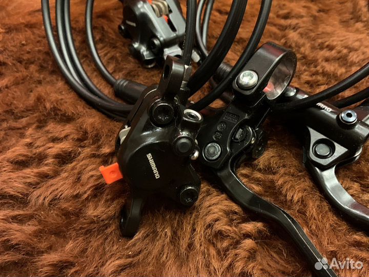 Комплект 2-поршневых тормозов Shimano MT 200