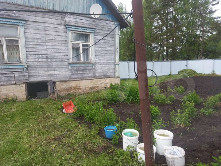 Дом 25 м² на участке 6,5 сот.