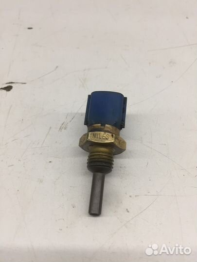 Датчик температуры охлаждающей жидкости