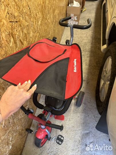 Детский трехколесный велосипед