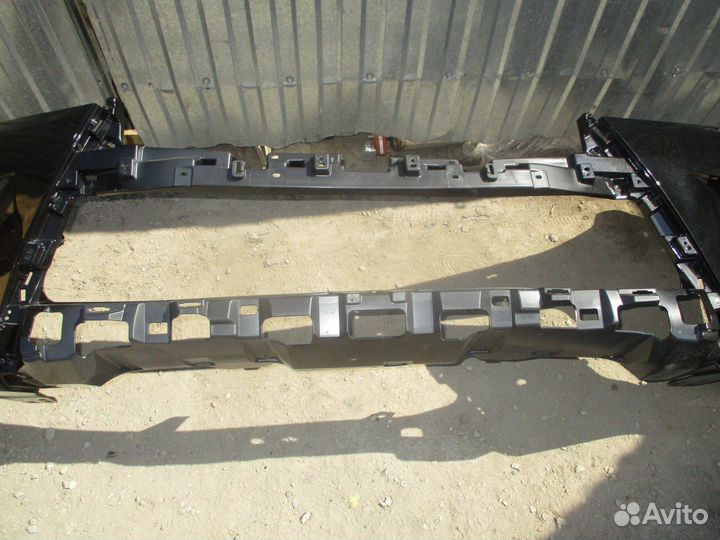 Бампер передний Lexus LX 450d/570