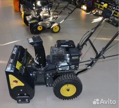 Снегоуборщик Huter SGC 4800E Витринный