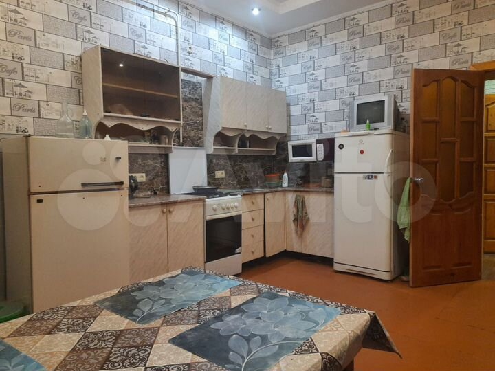 2-к. квартира, 50 м², 1/1 эт.