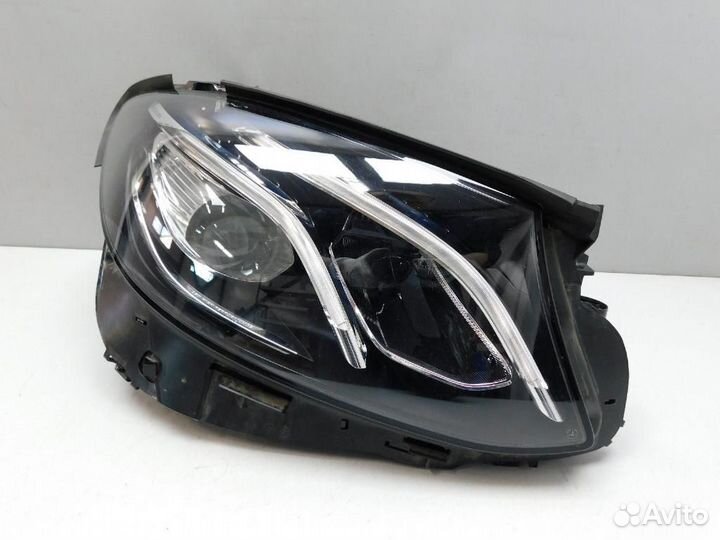 Фара правая Mercedes-Benz E-Class