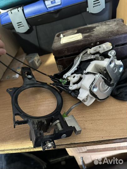 Запчасти на mitsubishi lancer 10