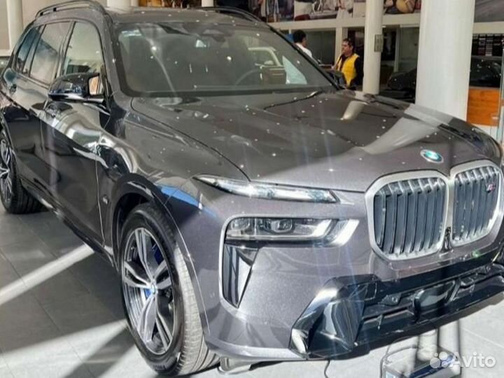 BMW X7 4.4 AT, 2024