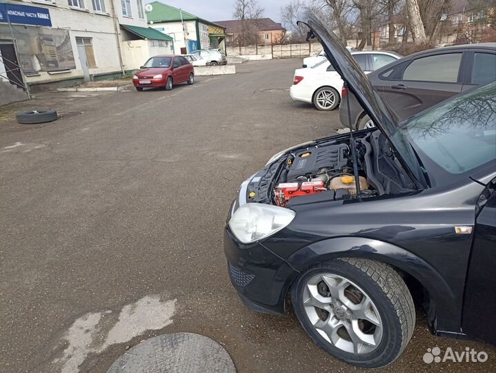 Opel Astra 1.9 МТ, 2010, 235 000 км