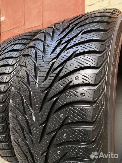 Yokohama Ice Guard IG35 275/40 R20