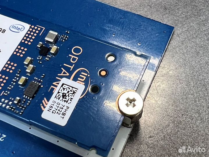 Винт со стойкой для крепления M.2 SSD на материнск