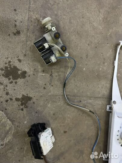 Запчасти от стиральной машины indesit