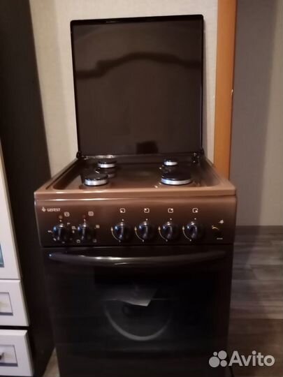 Продаю газовую плиту