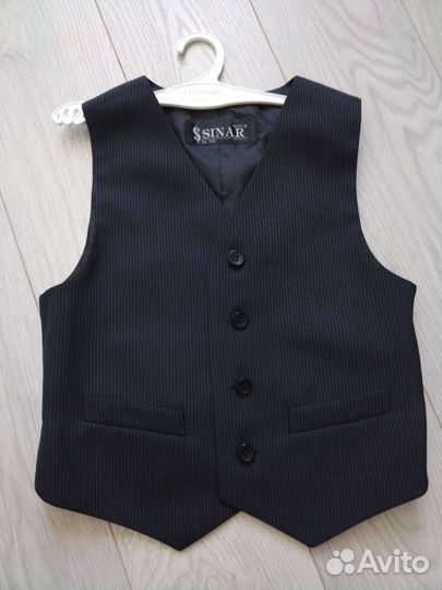 Школьный жилет для мальчика