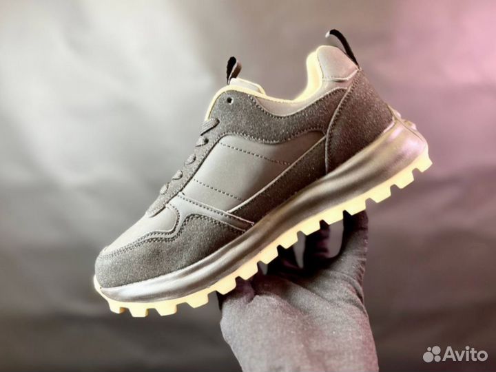 Кроссовки Boss lux