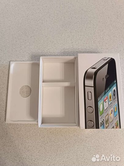 Коробка от iPhone 4s