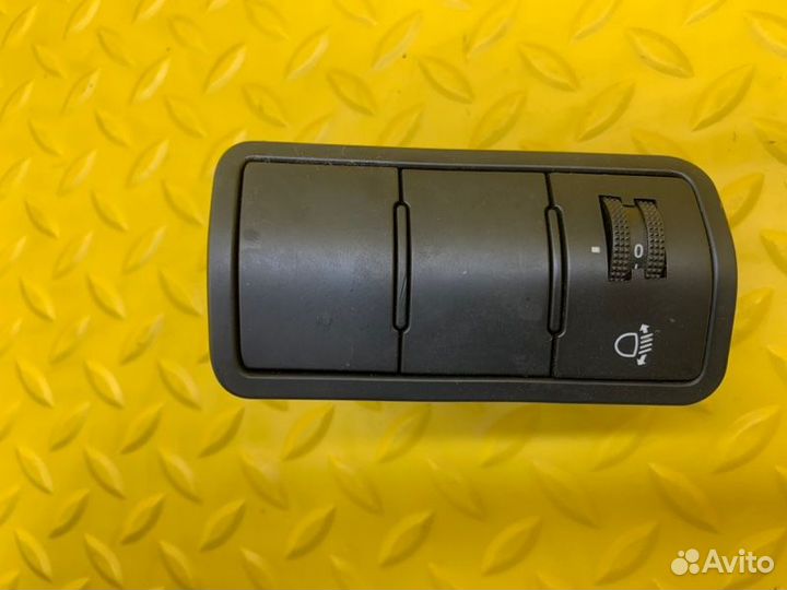 Блок управления корректора фар Hyundai Solaris