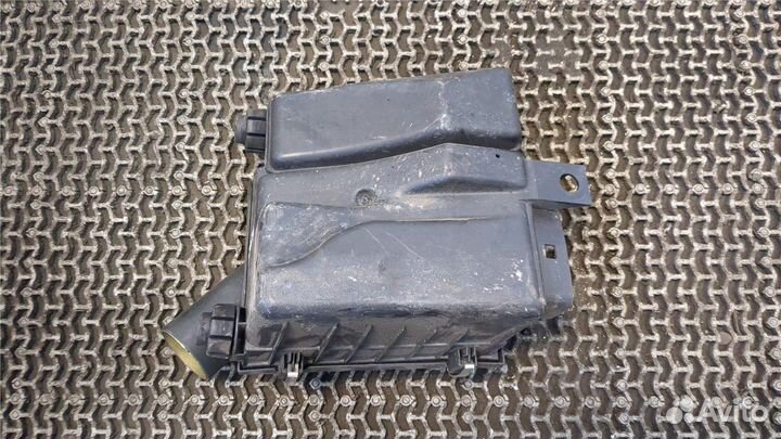 Корпус воздушного фильтра Opel Tigra, 1995