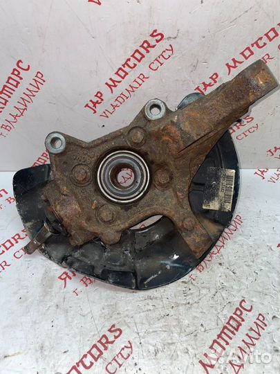 Кулак поворотный передний правый Bmw 118 хэтчбек