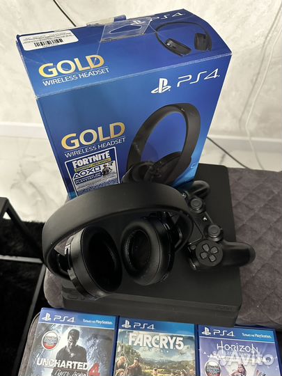 PS4 slim игры и наушники ps4