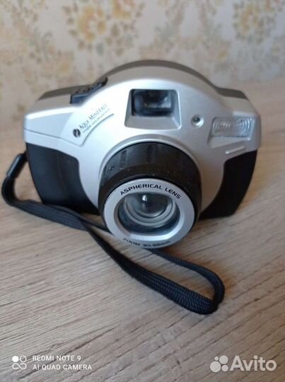 Плёночный фотоаппарат