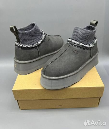 Угги UGG с имитацией носка 