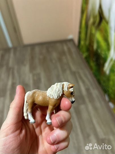 Фигурки лошадей schleich