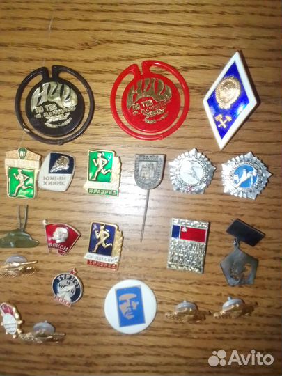 Монеты, купюры, значки СССР и РФ