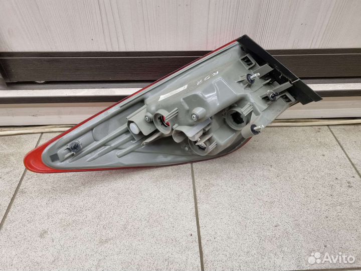 Ниссан Альмера задний стоп сигнал