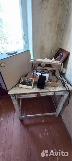 Швейная машинка зингер. Электрическая