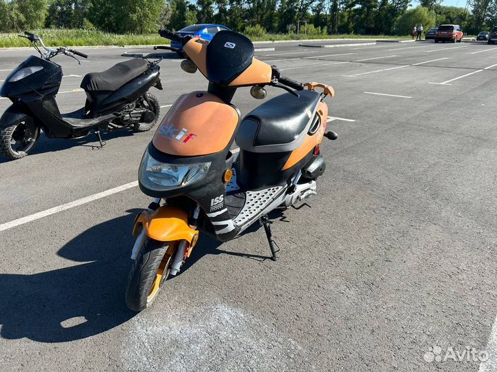 Скутер 50 куб