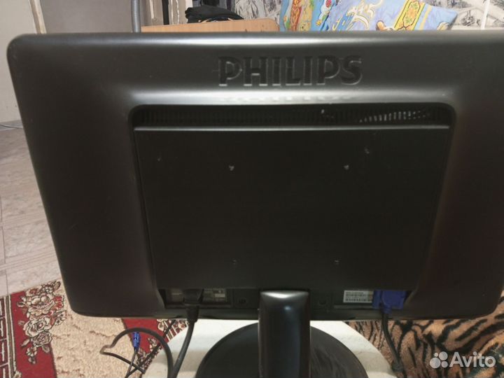 Монитор Philips