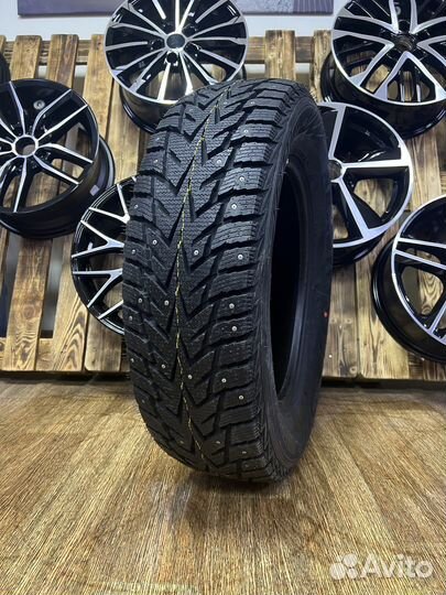 Nexen Winguard WinSpike WS62 SUV 225/65 R17 106T