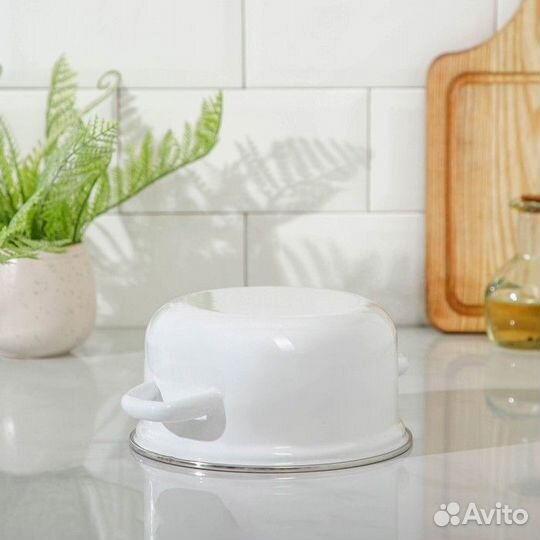 Кастрюля цилиндрическая, 1,5 л, d16 см, эмалирован