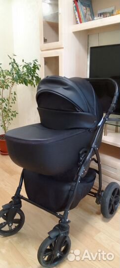 Коляска Peppy 2 в 1, черная кожа