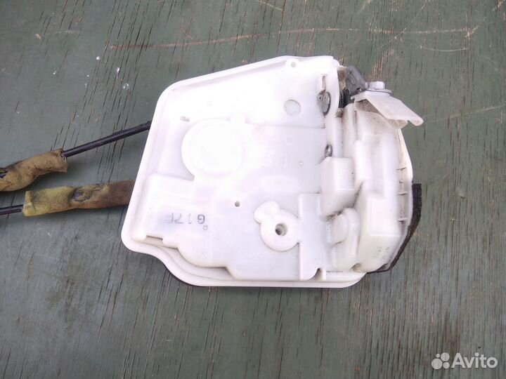 Mazda 3 bl Замок двери задней правой